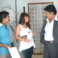 Madatha Kaja Movie Pressmeet and On the Set Stills  | Picture 56414